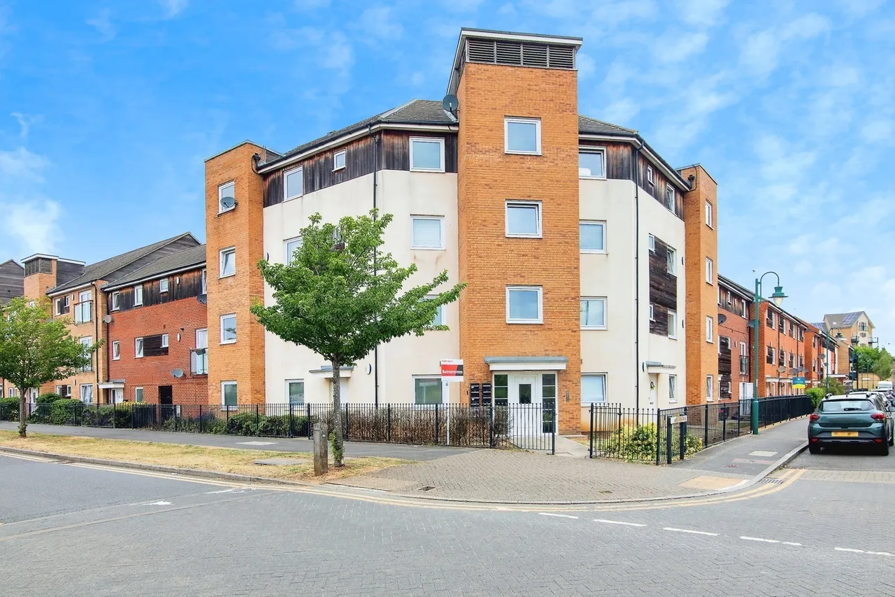 Clayburn Road, Hampton Centre, Peterborough, Cambridgeshire, PE7, photo 11
