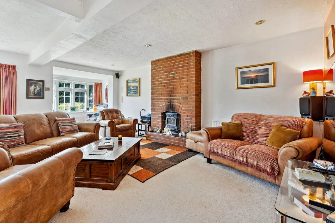 Rayners Avenue, Loudwater, High Wycombe, HP10 9SL, photo 4