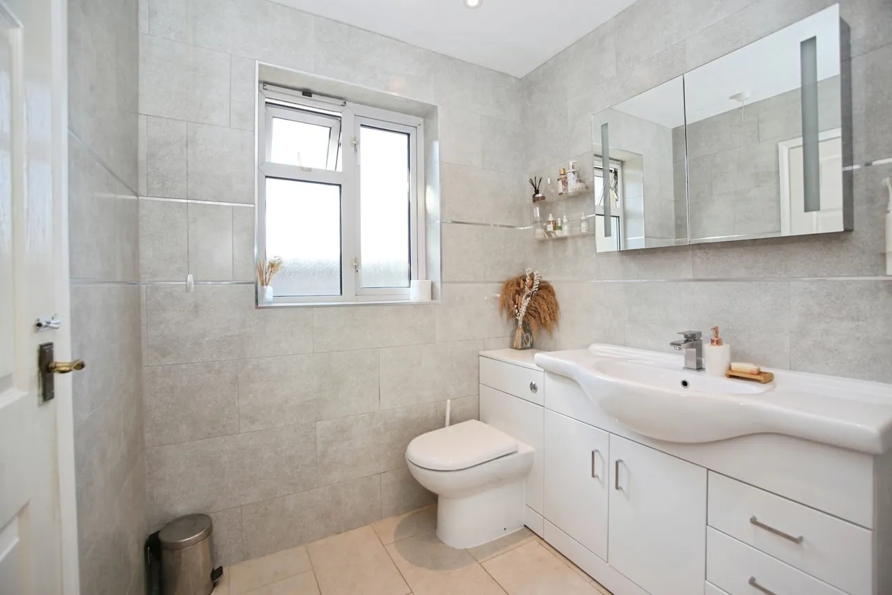 Cefn Fforest Avenue, Cefn Fforest, Blackwood, Caerphilly, NP12, photo 11
