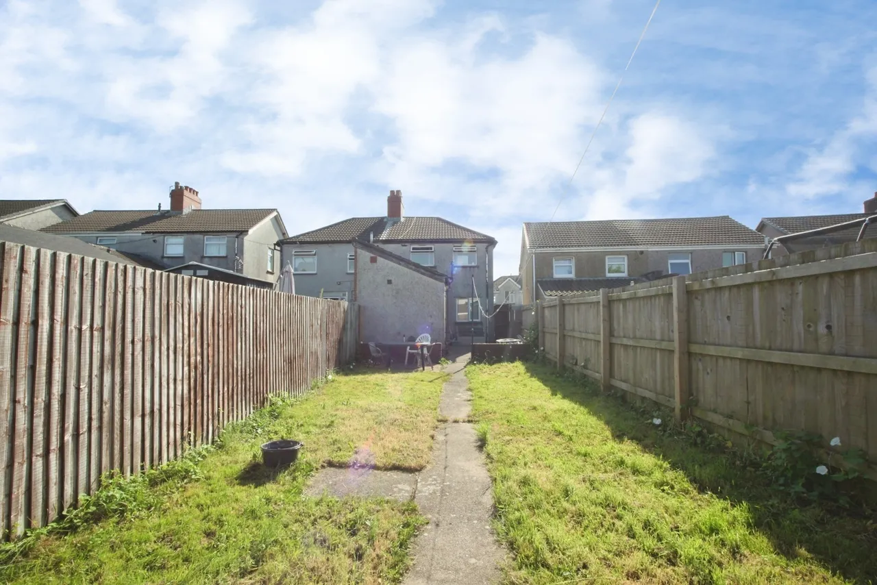 Cefn Fforest Avenue, Cefn Fforest, Blackwood, Caerphilly, NP12, photo 19