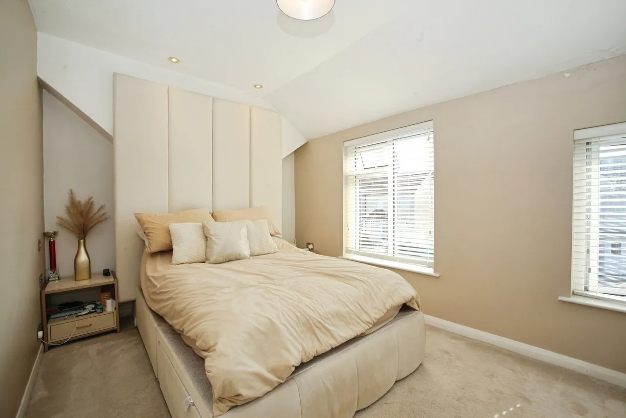 Cefn Fforest Avenue, Cefn Fforest, Blackwood, Caerphilly, NP12, photo 12
