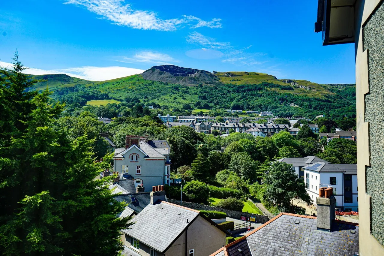 Marine Terrace, Conwy, LL34, photo 18