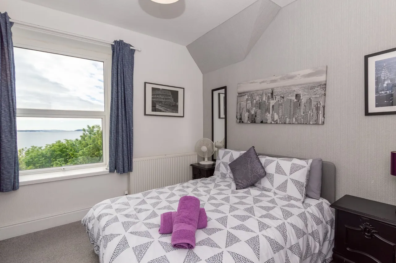 Marine Terrace, Conwy, LL34, photo 6
