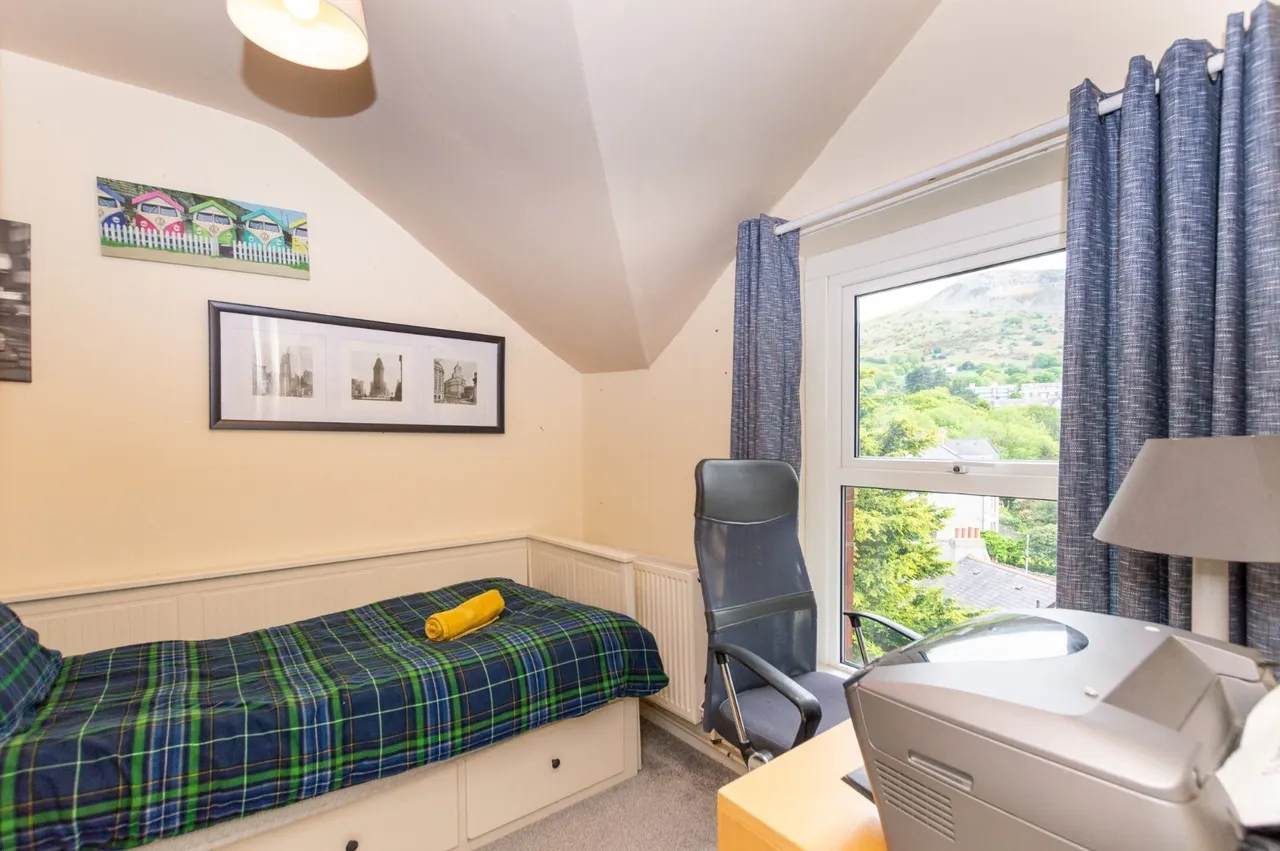 Marine Terrace, Conwy, LL34, photo 13