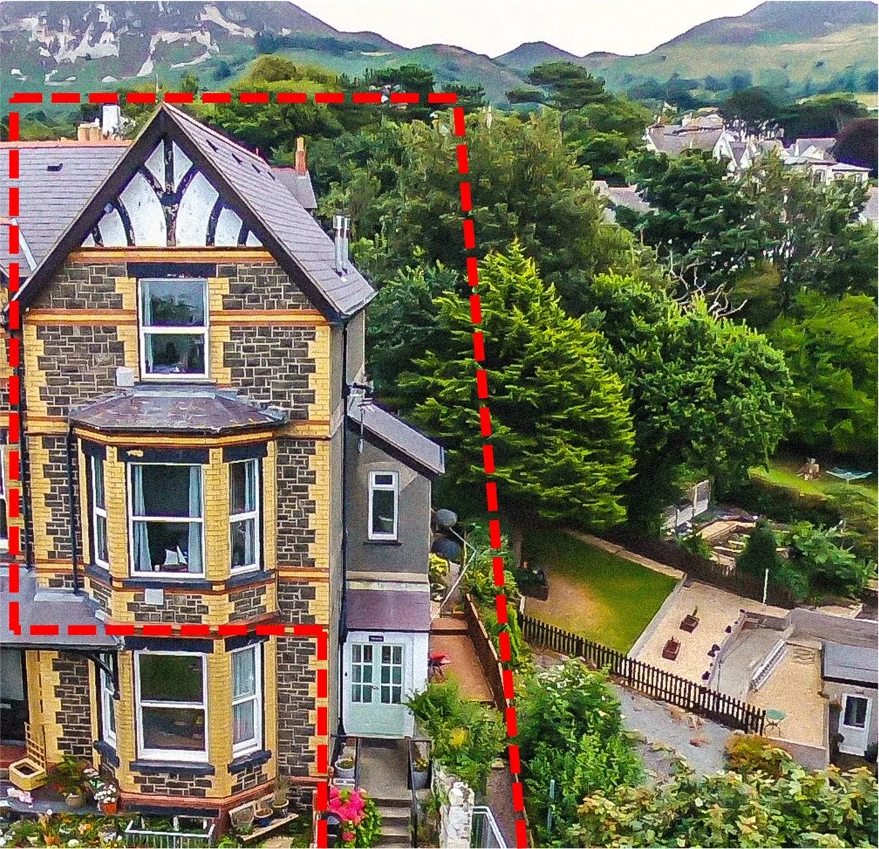 4 bed house for sale, Marine Terrace, Conwy, LL34