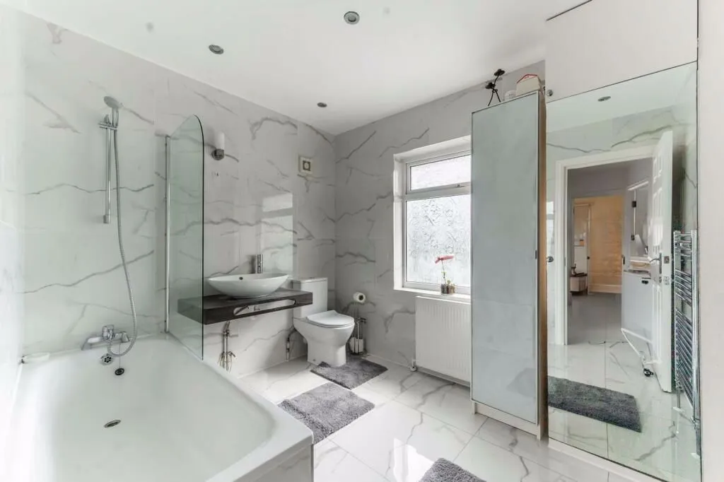 Whitchurch Lane, Edgware, HA8, photo 5
