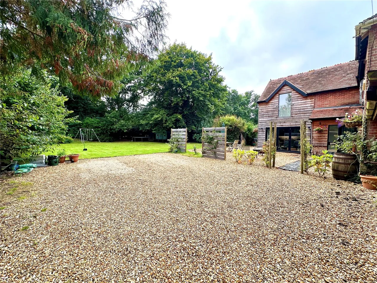 Bisterne Close, Burley, BH24, photo 5
