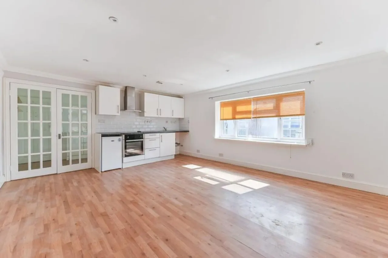 Cresswell Road, London, SE25, photo 3