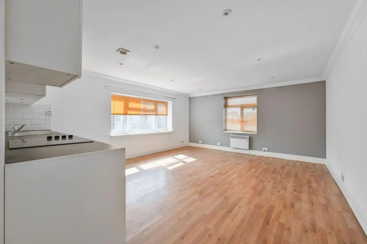 Cresswell Road, London, SE25, photo 2