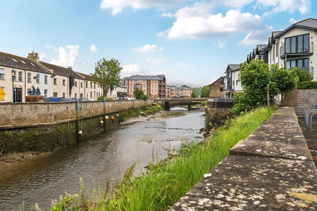 Brunswick Wharf North Walk, Barnstaple, EX31, photo 24