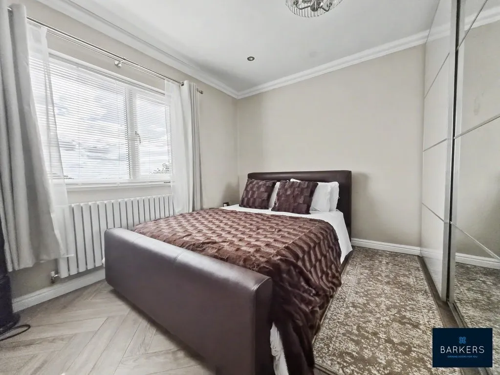 Newhall Road, Bradford 4 BD4 6AE, photo 6