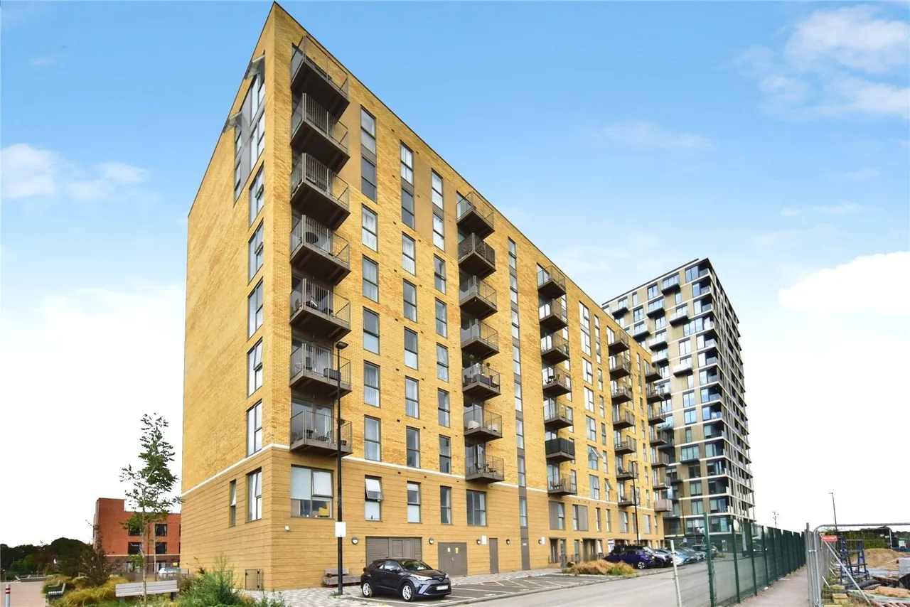 Gillingham Gate Road, Chatham, ME4, photo 20