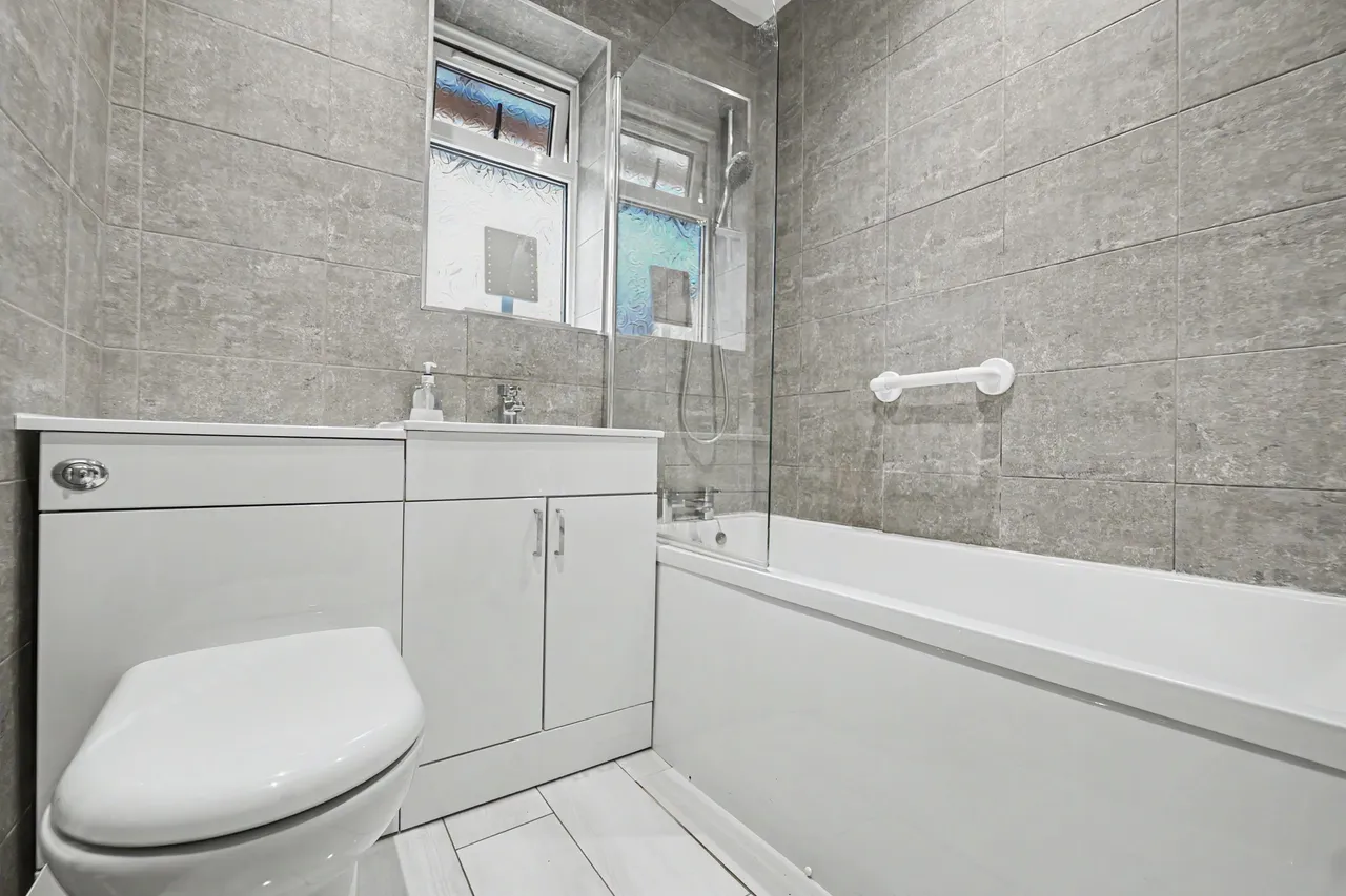 Woodnewton Drive, Evington, LE5, photo 11