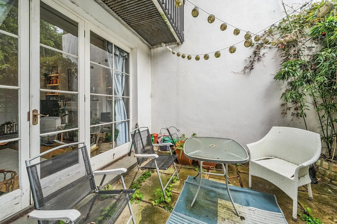 Asylum Road, SE15, photo 4
