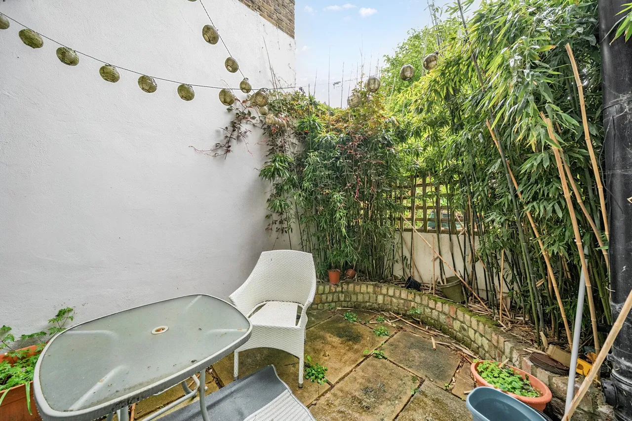 Asylum Road, SE15, photo 13