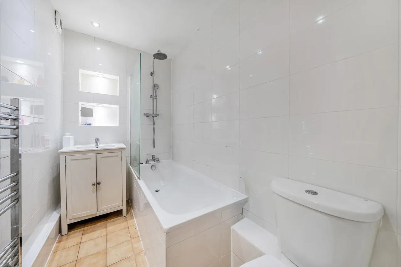 Asylum Road, SE15, photo 6