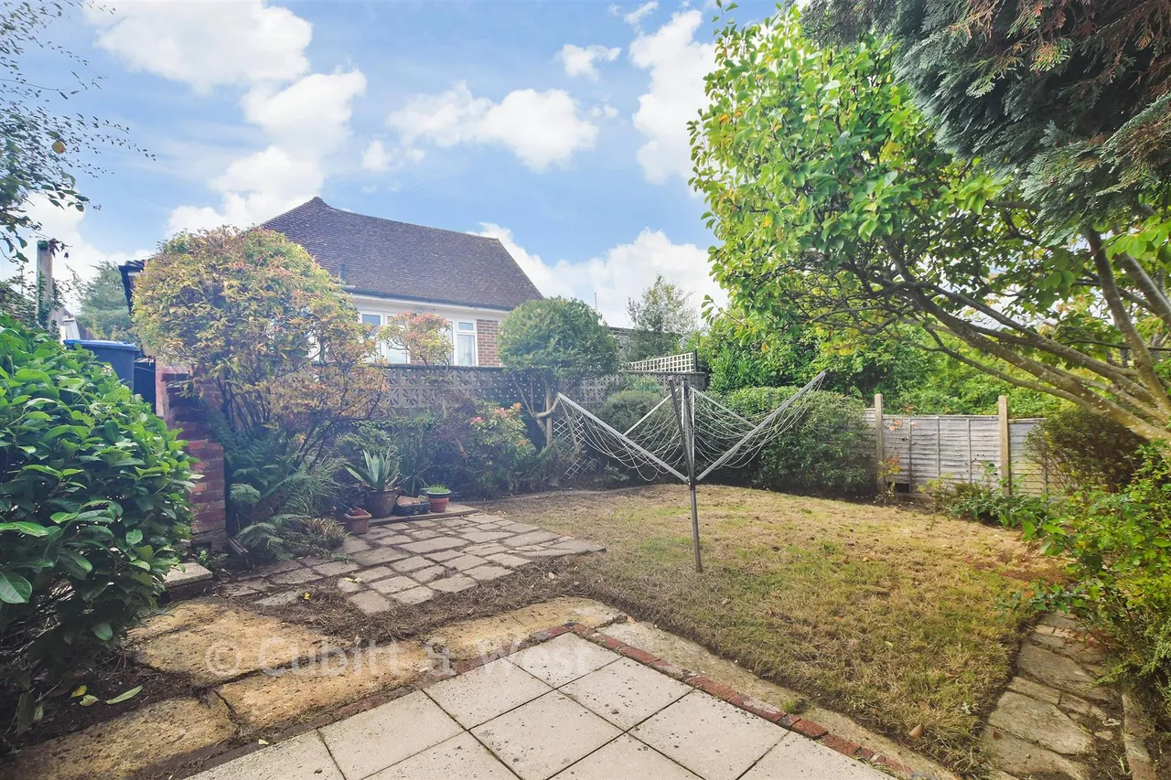 Penland Close, Haywards Heath, RH16, photo 13