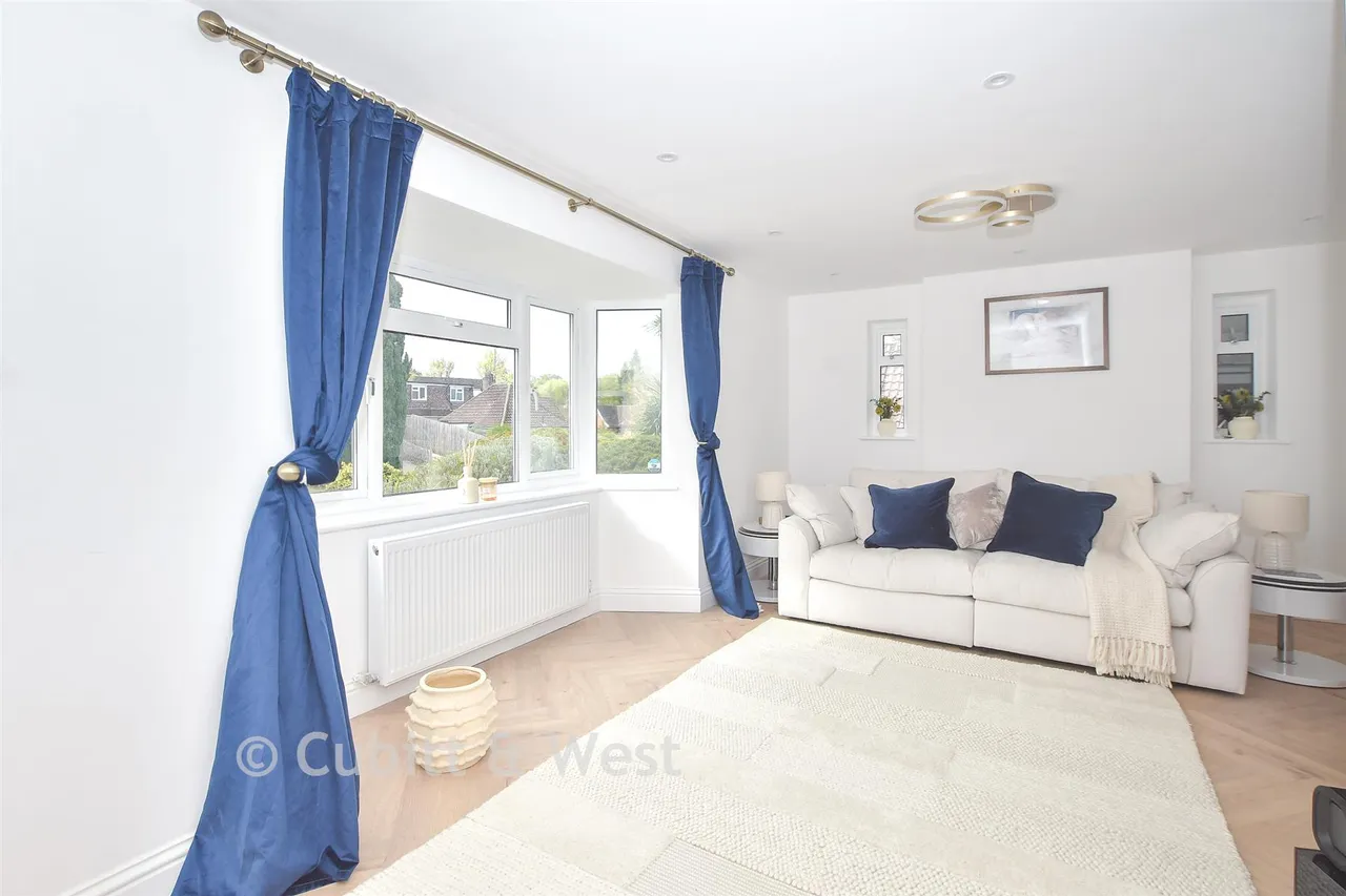 Penland Close, Haywards Heath, RH16, photo 3