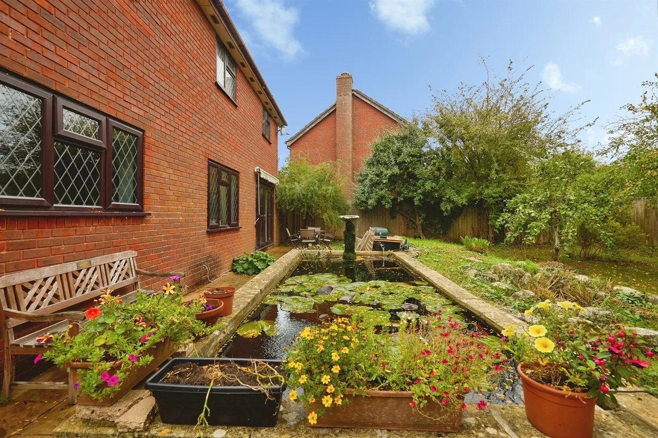 Willow Way, Motcombe, SP7, photo 12