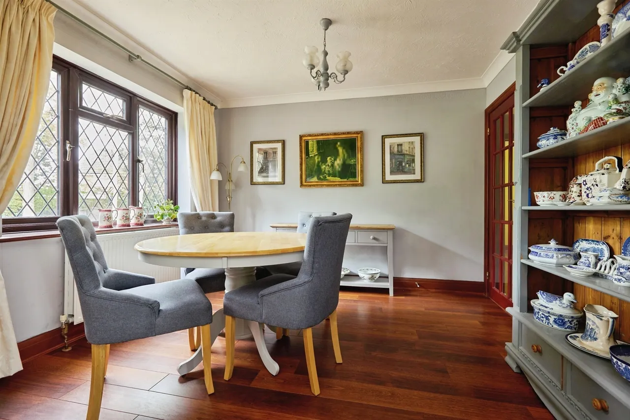 Willow Way, Motcombe, SP7, photo 6