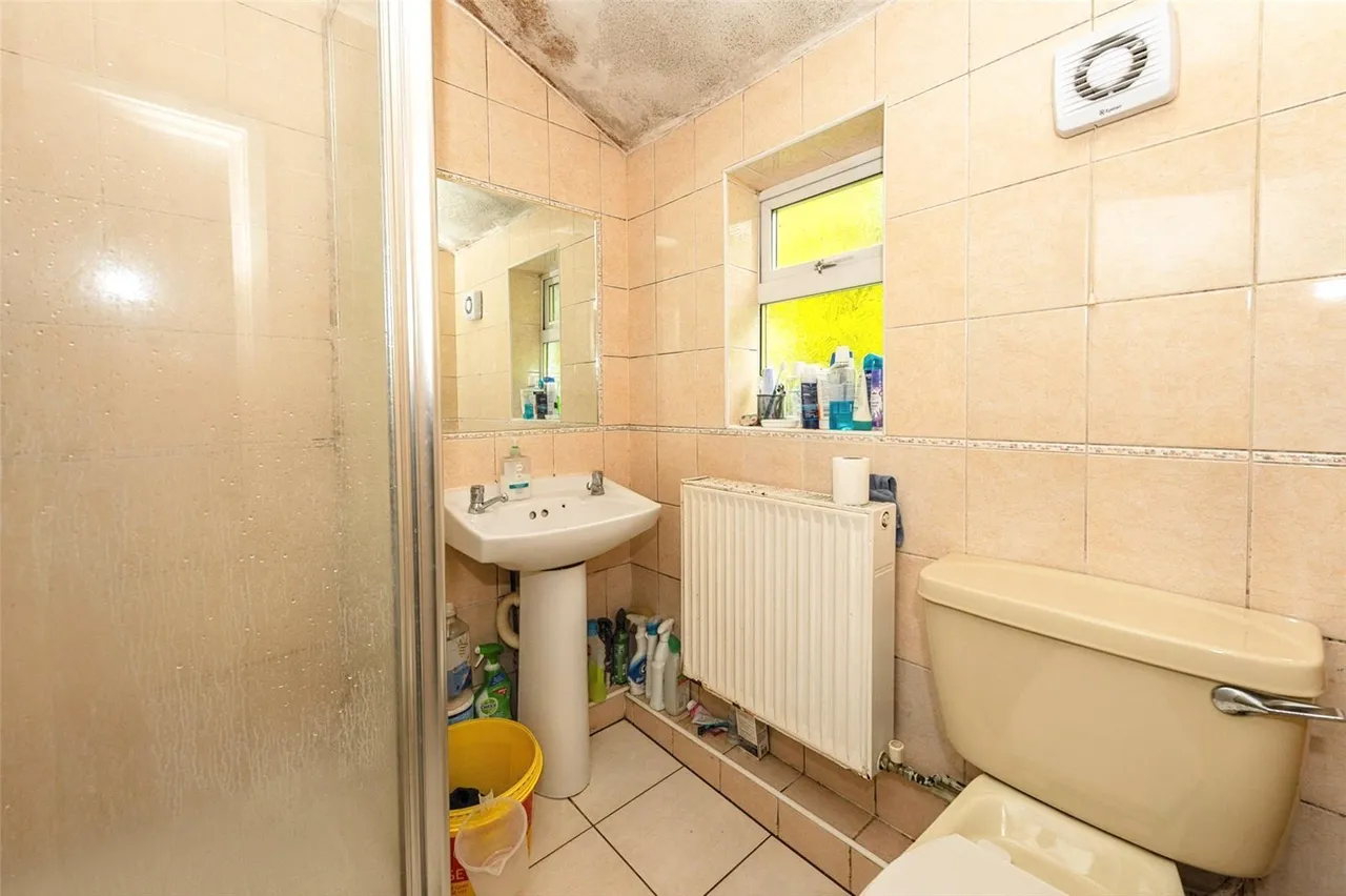 Hillside Road, Luton, Bedfordshire, LU3, photo 7