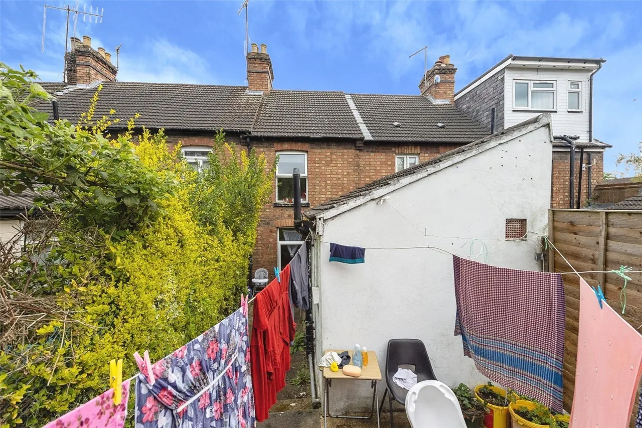 Hillside Road, Luton, Bedfordshire, LU3, photo 14