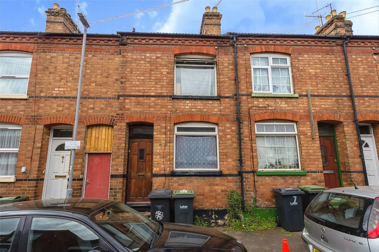 Hillside Road, Luton, Bedfordshire, LU3, photo 15