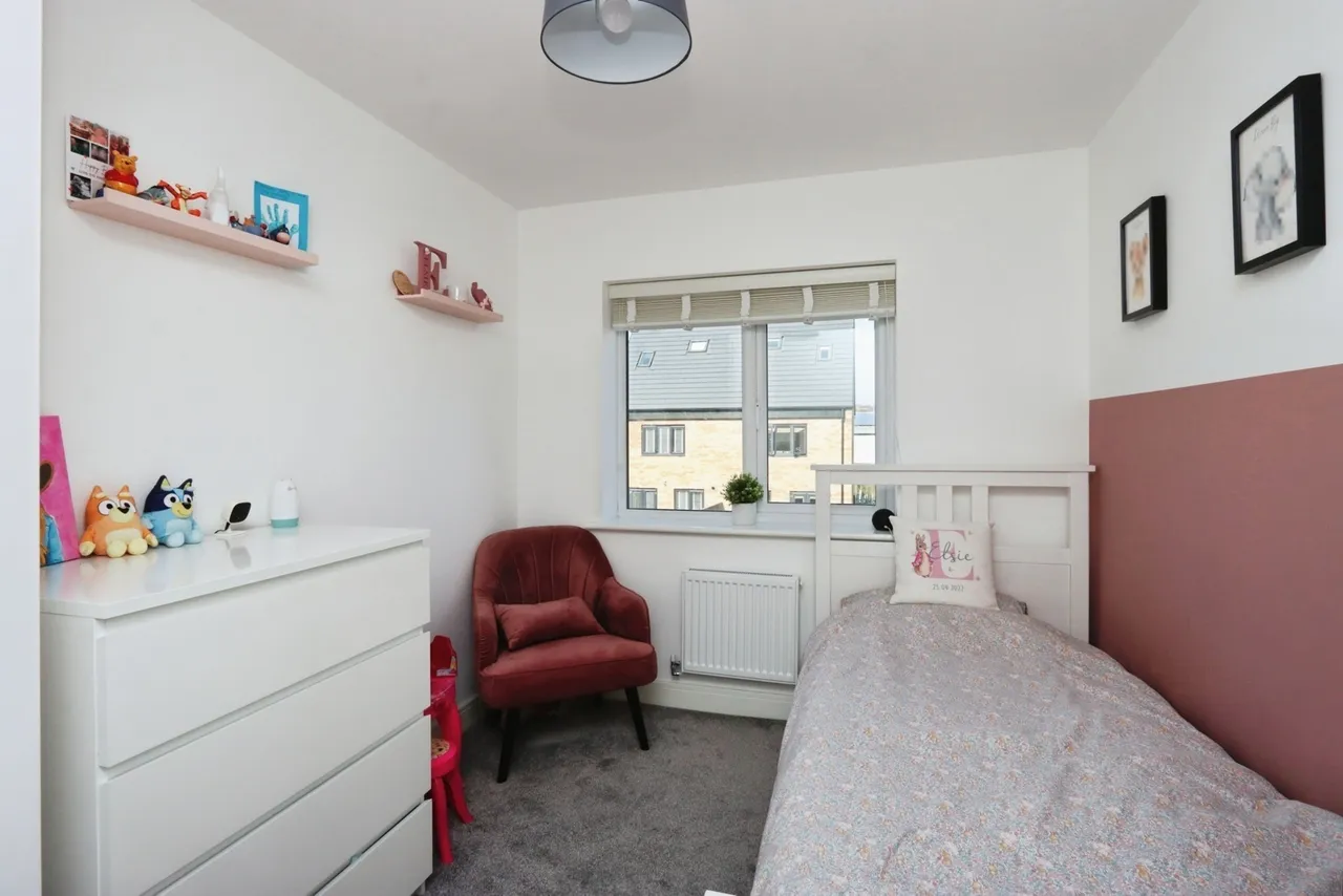 Broomhill Avenue, Waverley, Rotherham, South Yorkshire, S60, photo 14