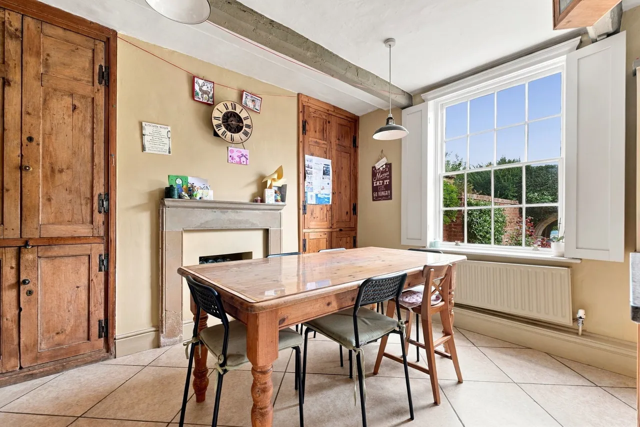 Grade II listed Georgian Townhouse, Westgate, photo 19