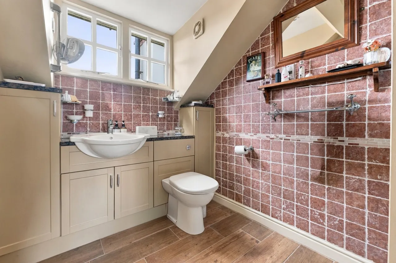 Grade II listed Georgian Townhouse, Westgate, photo 27