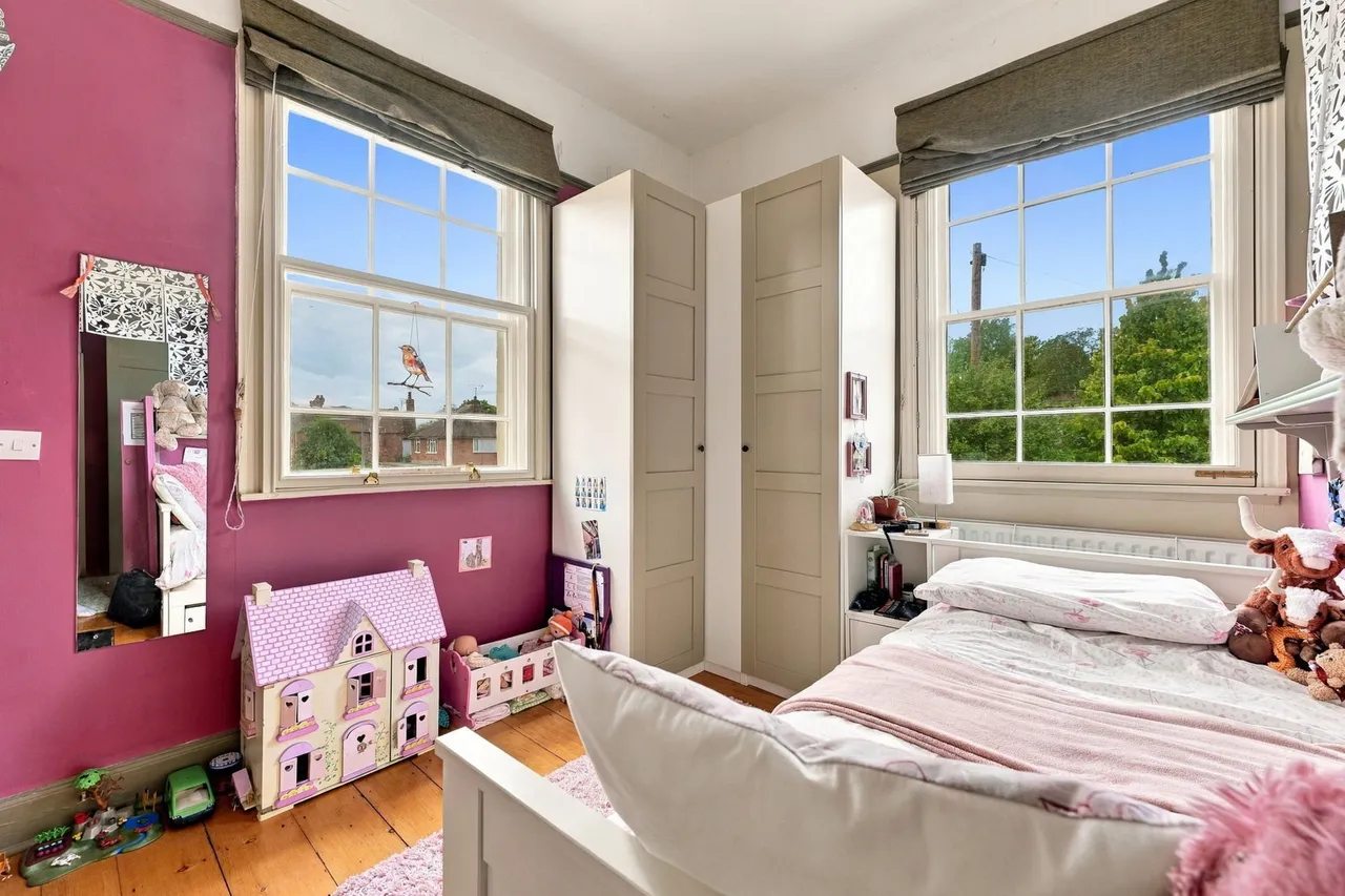 Grade II listed Georgian Townhouse, Westgate, photo 31