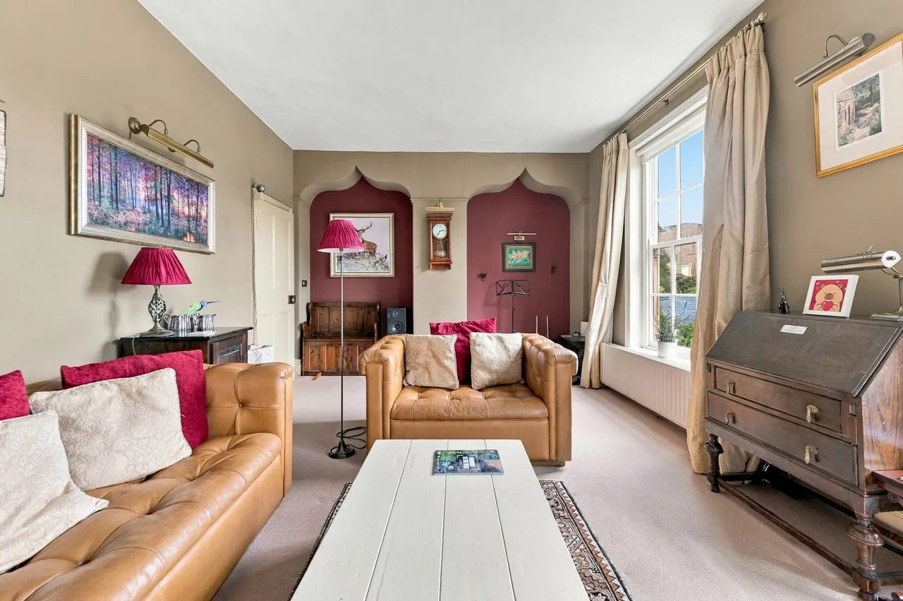 Grade II listed Georgian Townhouse, Westgate, photo 11