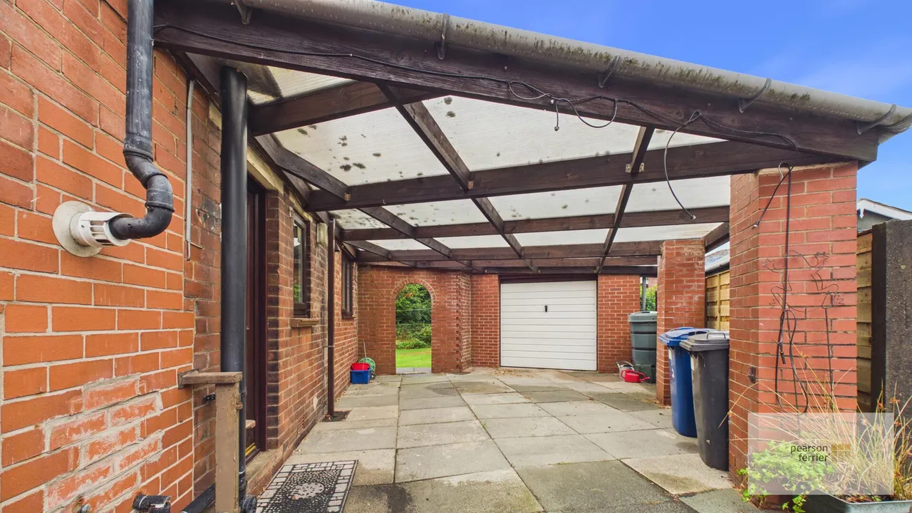Hazelwood Drive, Bury, BL9 6QH, photo 15