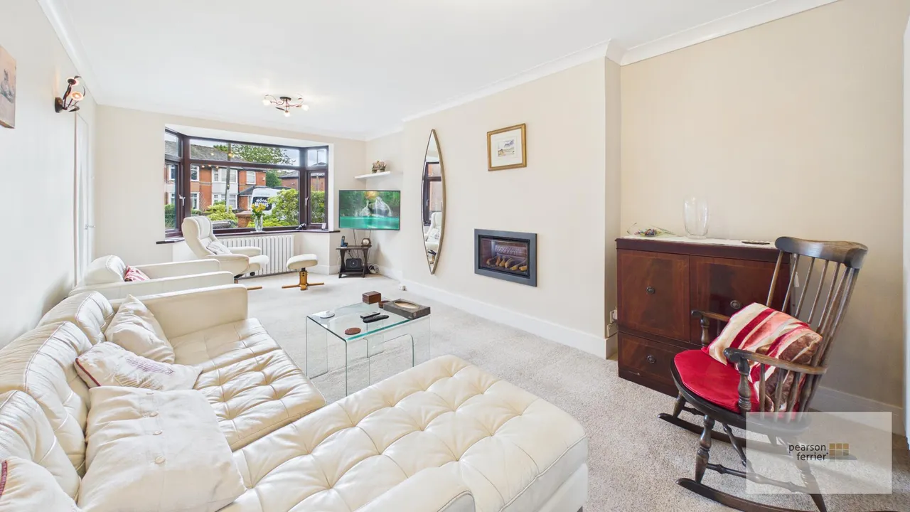 Hazelwood Drive, Bury, BL9 6QH, photo 2