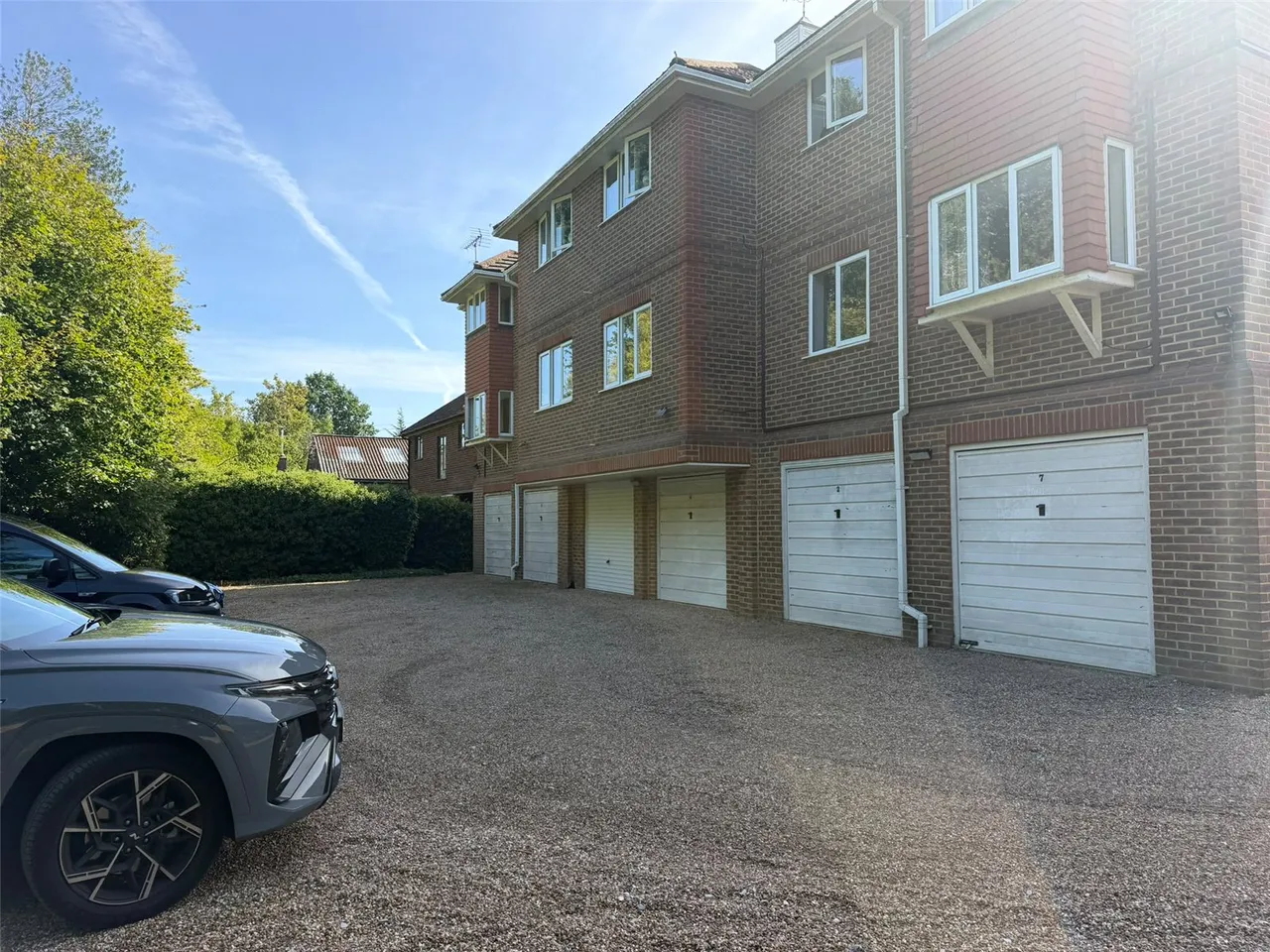 St. Johns Road, Woking, GU21, photo 9