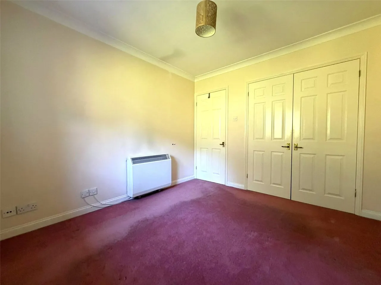St. Johns Road, Woking, GU21, photo 6