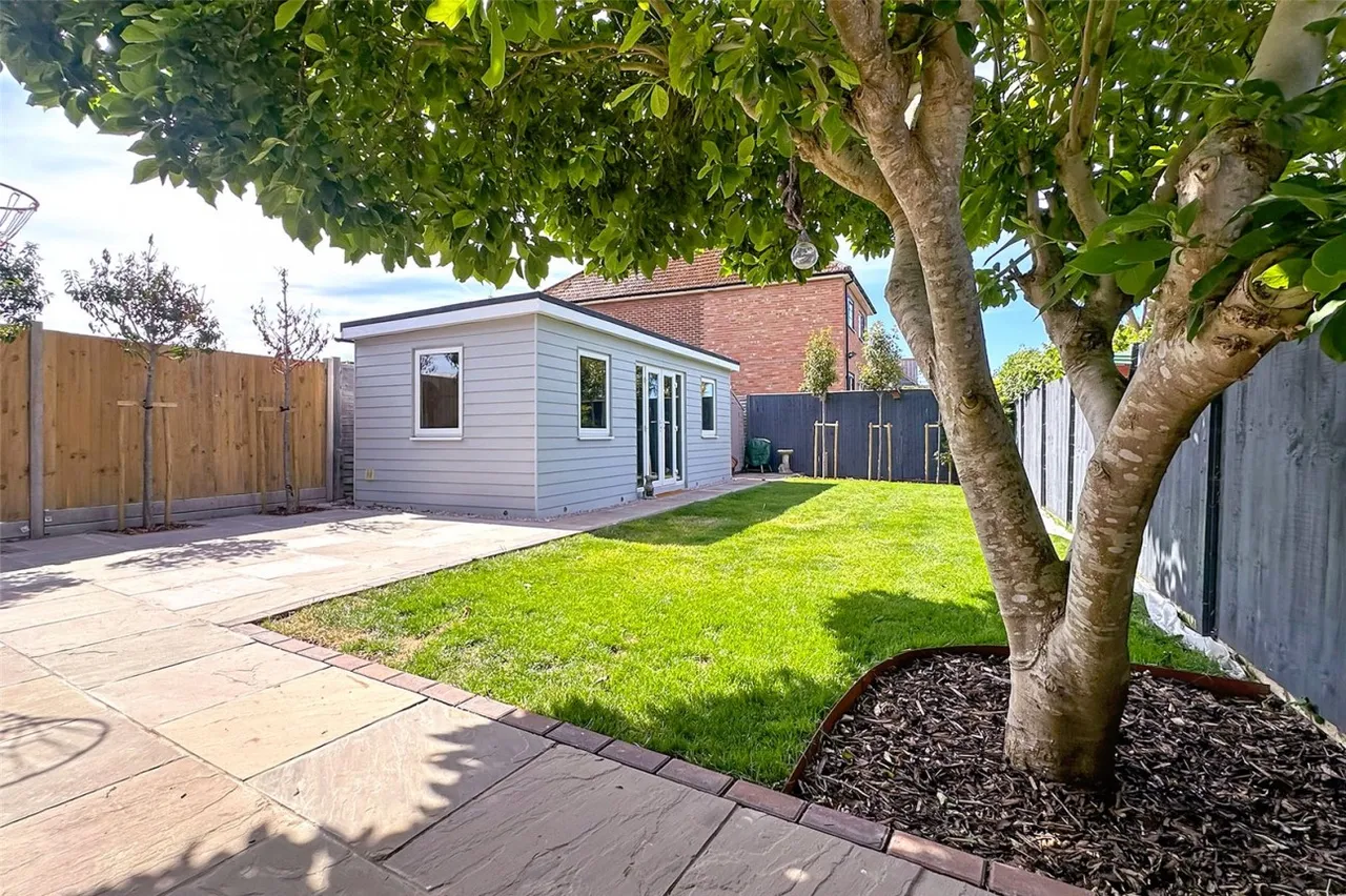 Rustington, Littlehampton, BN16, photo 6