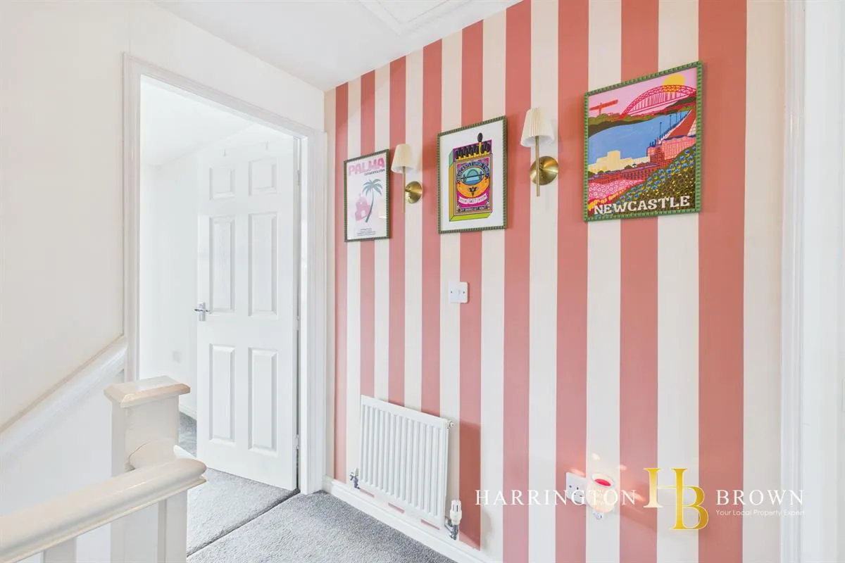 Gerard Close, Stanley, photo 7