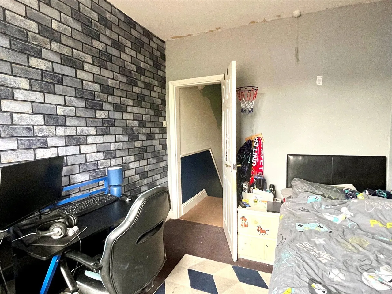 Middleton Road, Heywood, OL10, photo 12