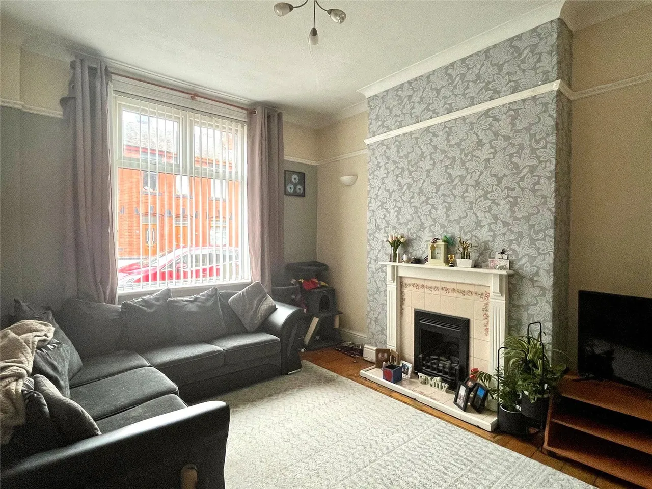 Middleton Road, Heywood, OL10, photo 3