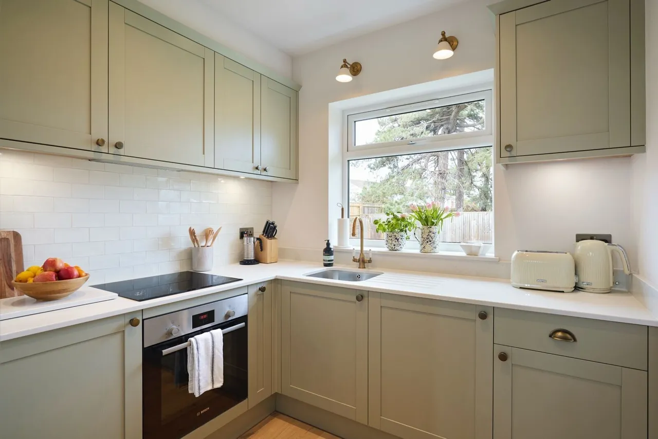 Mudeford, BH23, photo 7