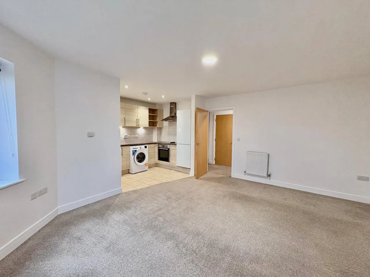 Grove Cross Road, Frimley, GU16, photo 5