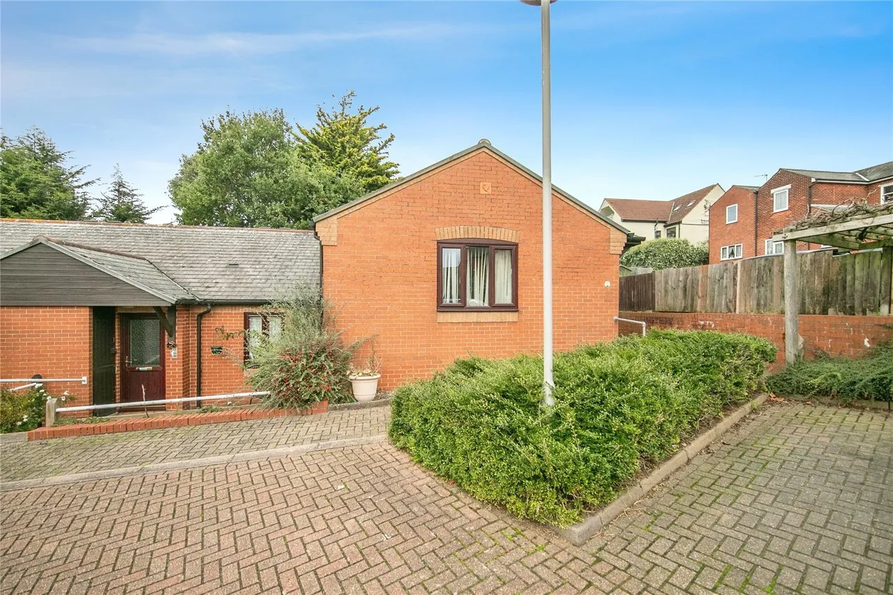 1 bed house for sale — Orchard Gardens, Ipswich Road, Colchester, Essex, CO4