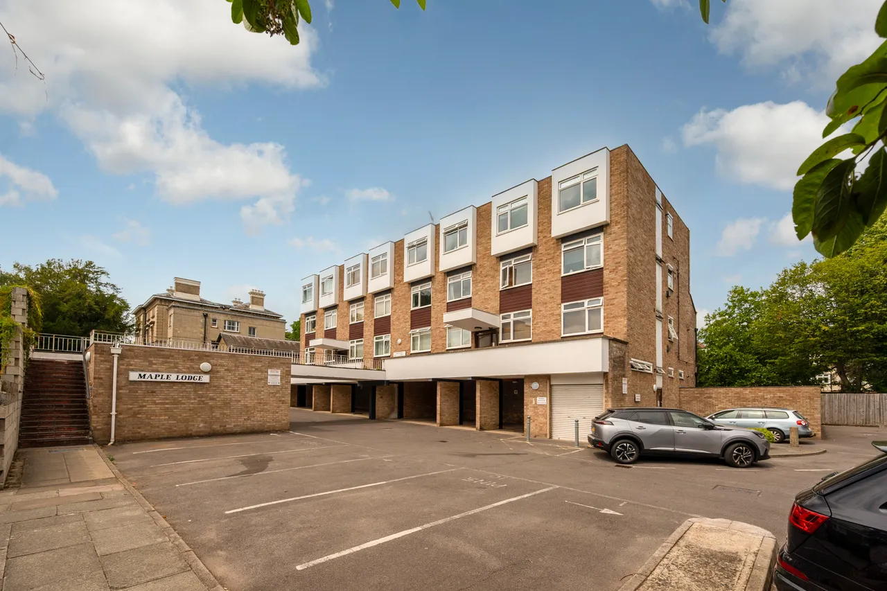 11 Maple Lodge, 2 Whitefield Close, London, photo 7