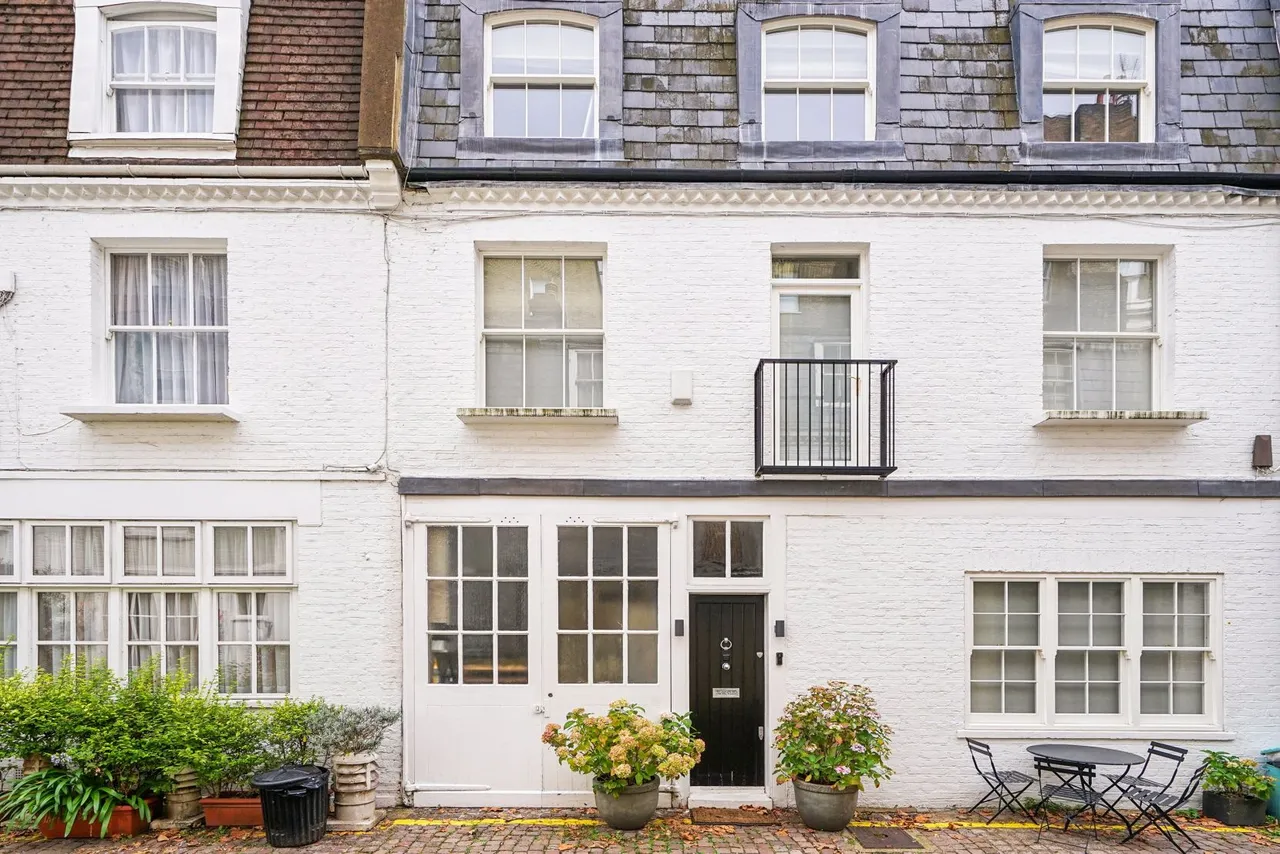 3 bed house for sale — Colbeck Mews, South Kensington, London, SW7 4LX