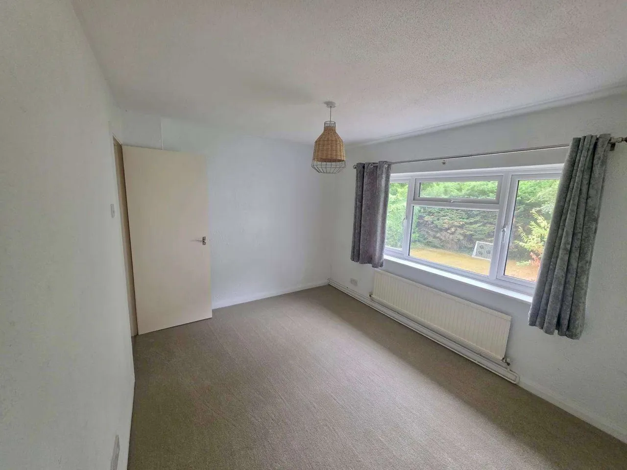 Thicket Grove, Maidenhead, Berkshire, SL6 4LW, photo 9