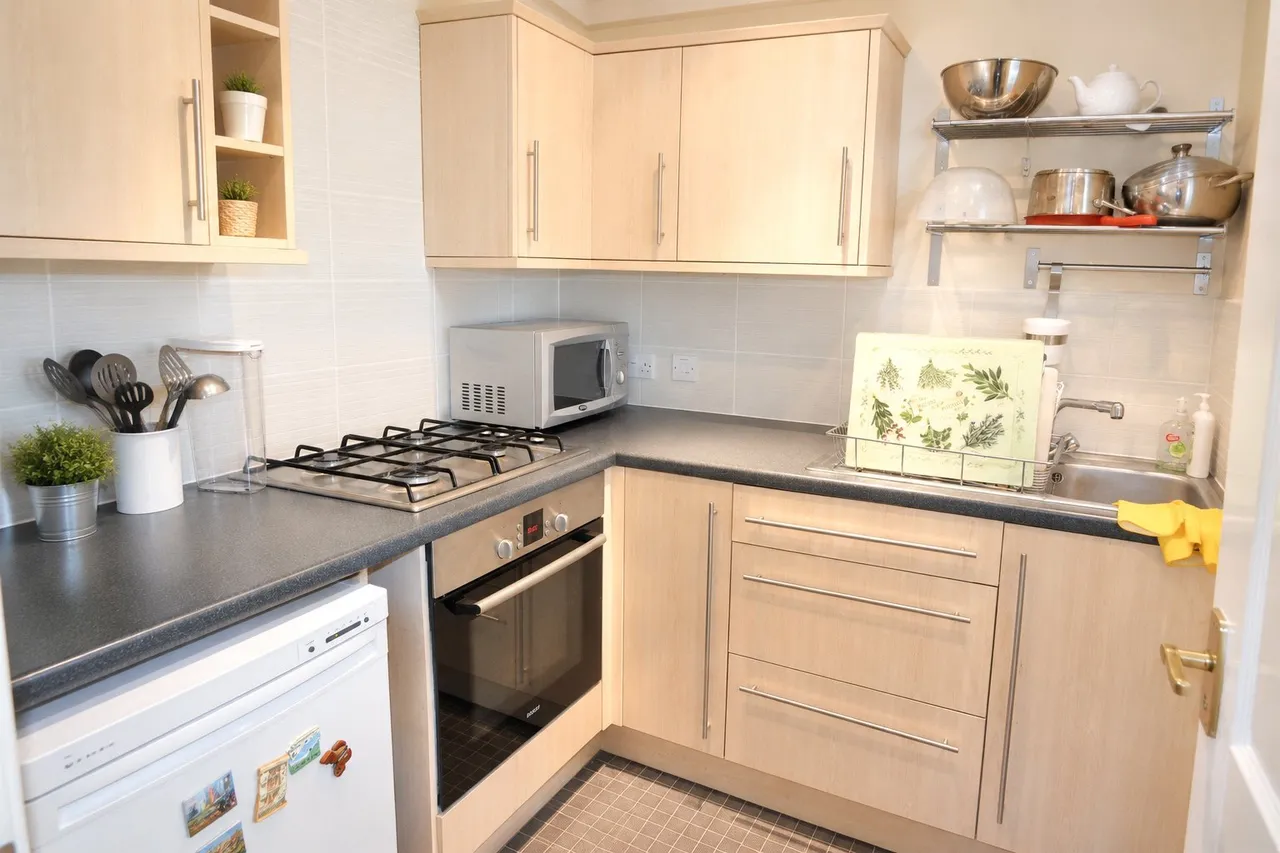 Blandamour Way, Bristol, BS10 6WE, photo 2