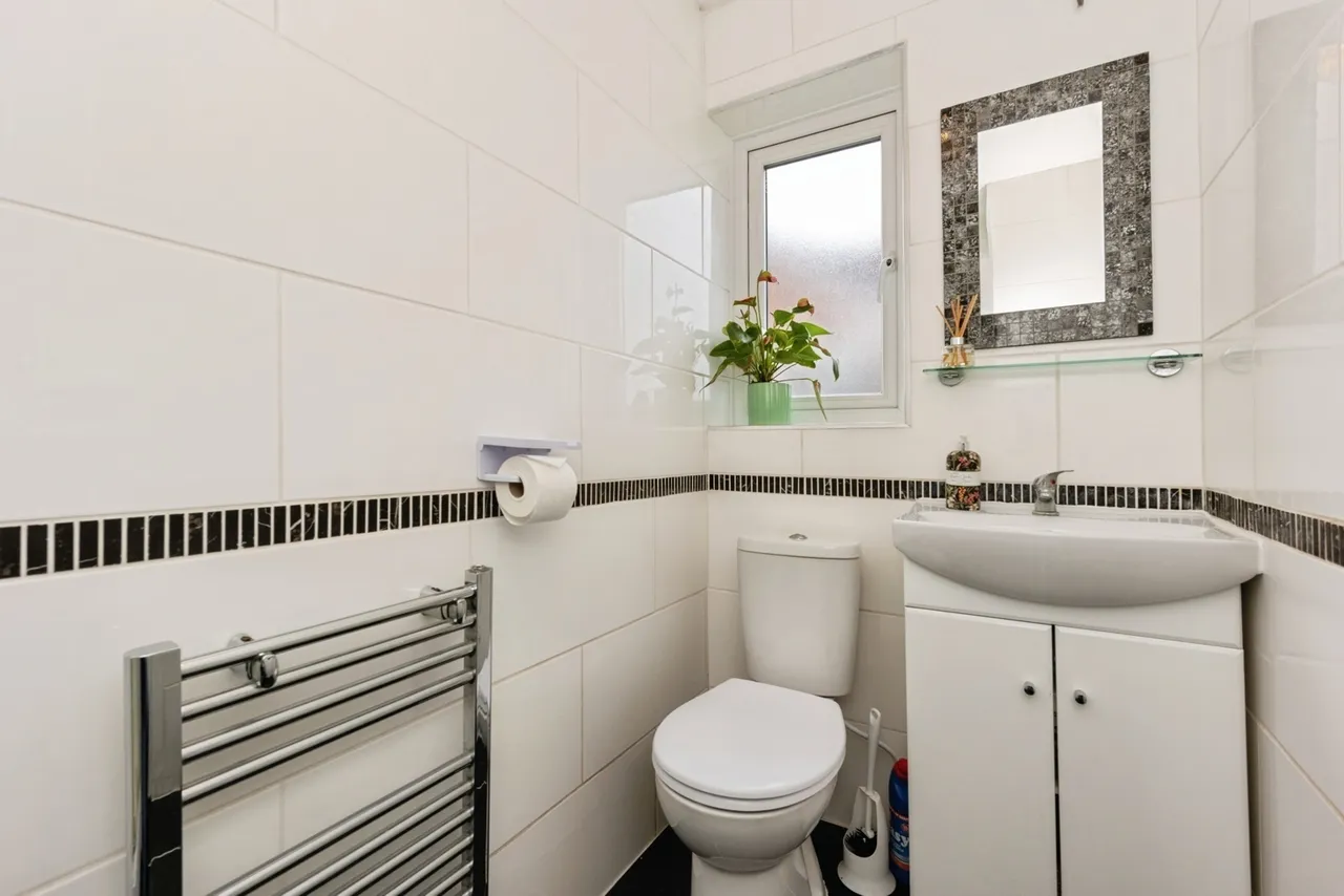 Farmers Close, SALE, Cheshire, M33, photo 14