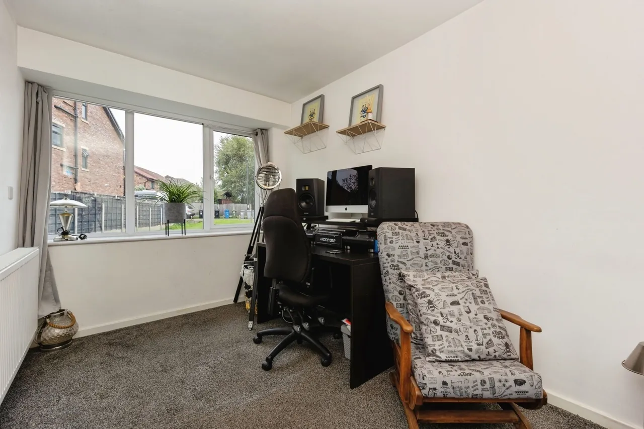 Farmers Close, SALE, Cheshire, M33, photo 10