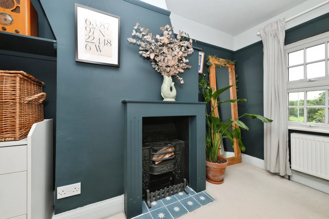 Park Road, Ware, SG12, photo 15